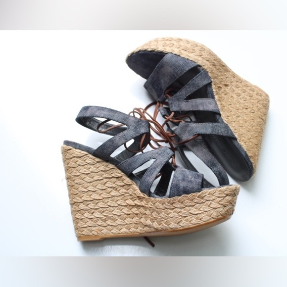 Stuart Weitzman tie girl platform wedges - Picture 7 of 8